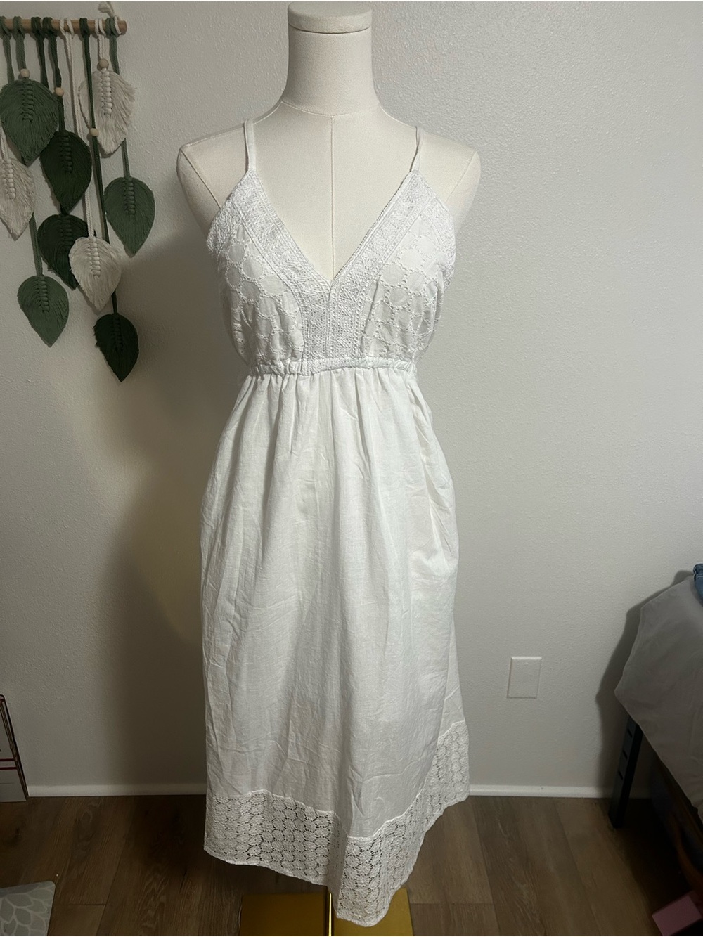 White Lace-Trim Midi Sundress with V-Neck